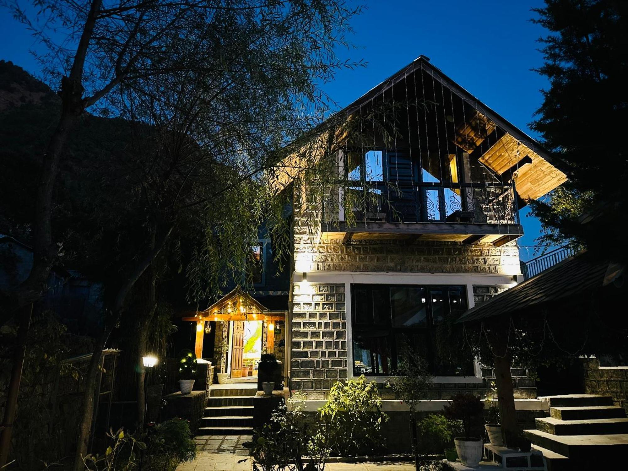 Utopia Hostels Dharamkot Mcleodganj Dharamshala Exterior photo
